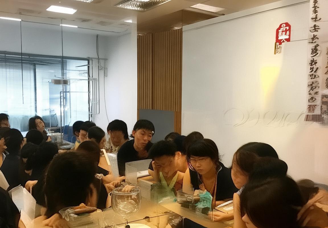 巴萨基辅对决取消：赛事影响与球迷情绪解析(图1)